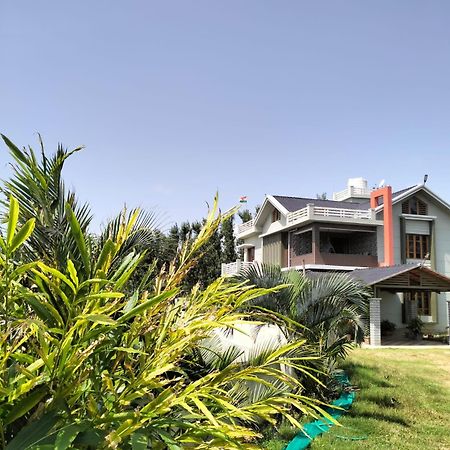 The Grassland Homestay Chikmagalūr Exterior foto